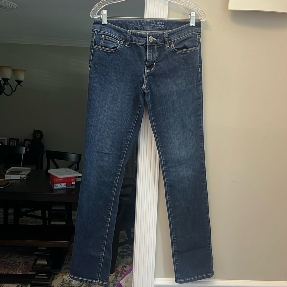 Straight leg blue jeans